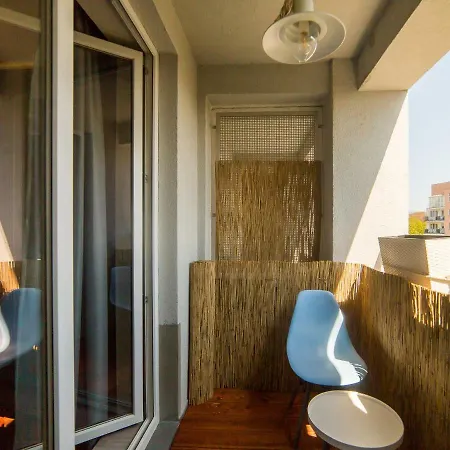 617 W Polonia Apartment *