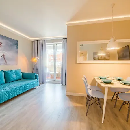 617 W Polonia 아파트 *